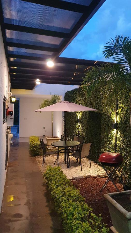 فيلا Casa Hector, Con Jacuzzi, Cerca Del Foro Gnp. ميريدا المظهر الخارجي الصورة